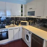 на център Apartman *